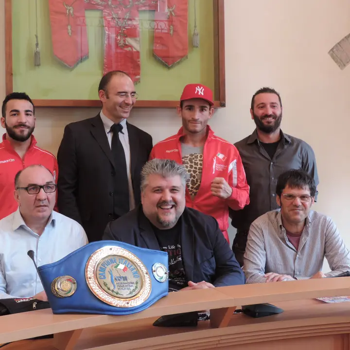 SIGNANI vs RIFAIE: al Palacongressi la sfida per il Titolo Europeo pesi medi di boxe